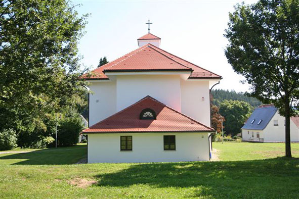 hicker architekten: Sanierung St. Georg, Bachern